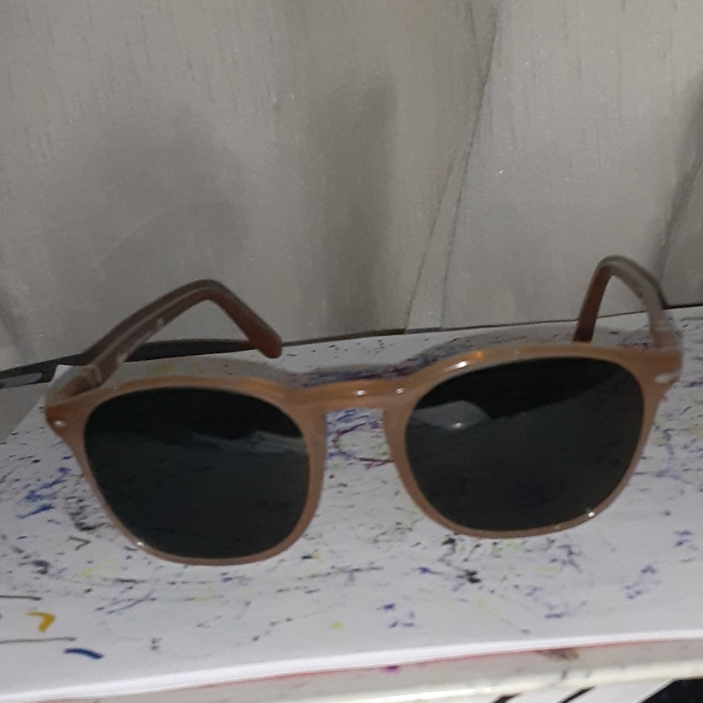 Persol Sunglasses - Picture 4 of 4